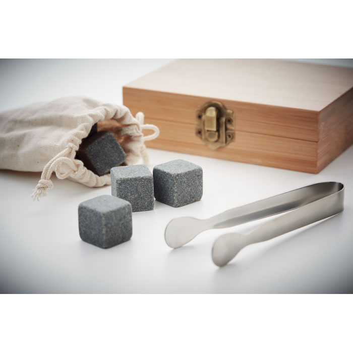mo9942-40-detail.jpg DUNDALK - Image 4